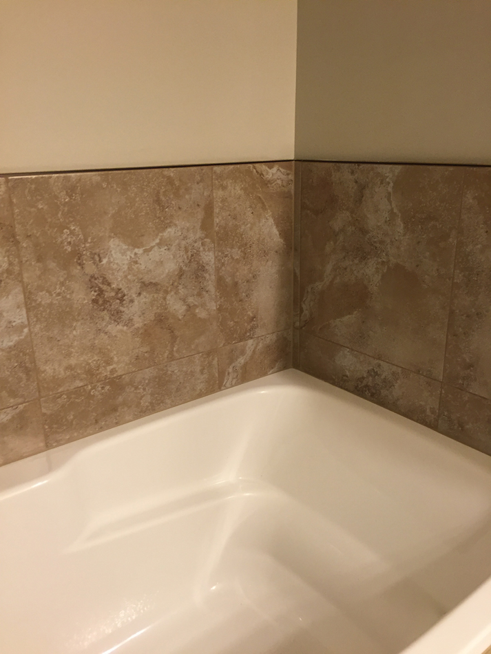 Bathroom: 18×18 tile backsplash